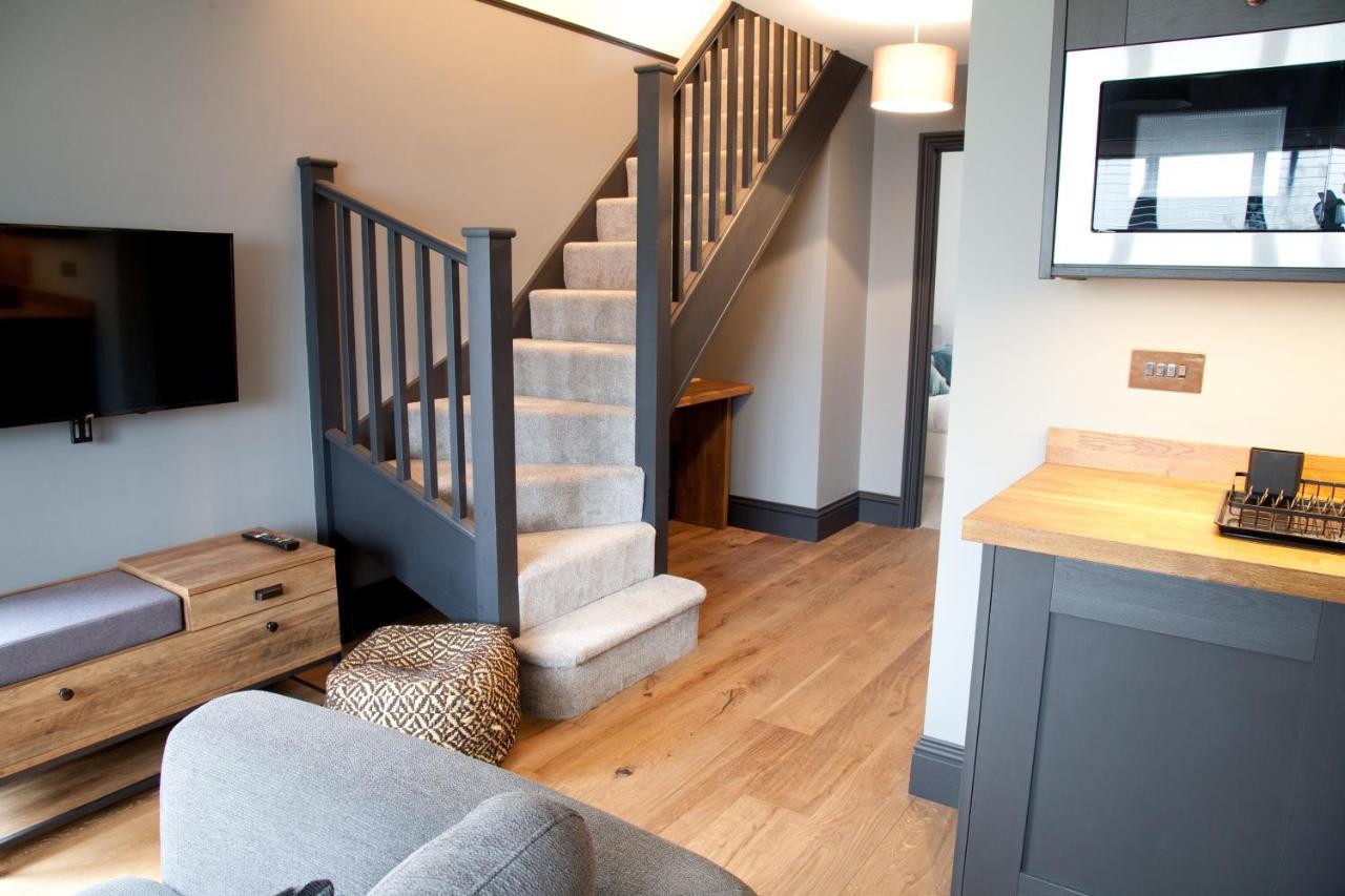 Little Elm - Luxury From Home, Free Parking, 30-40 Mins Walk From Centre *