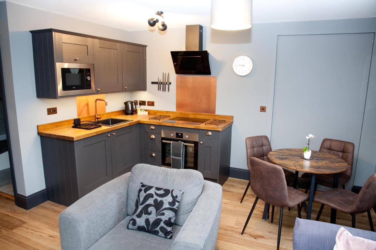 Little Elm - Luxury From Home, Free Parking, 30-40 Mins Walk From Centre Apartment *