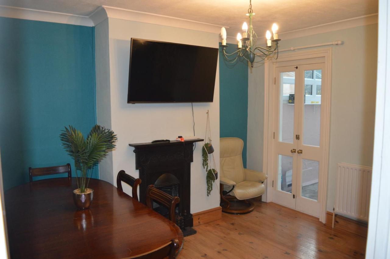 The Crandale House Vacation Holiday home *