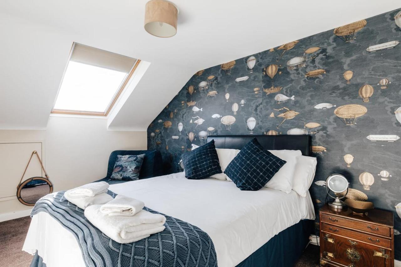 Holiday home Townhouse With Garden & Free Parking