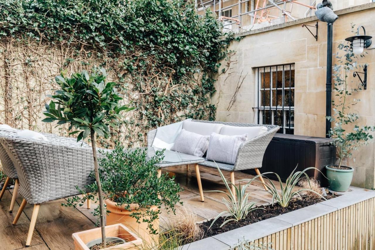 Townhouse With Garden & Free Parking *
