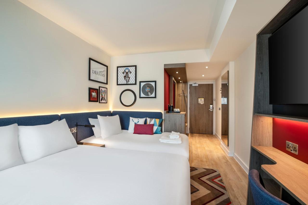 Hotel Hampton By Hilton 4*