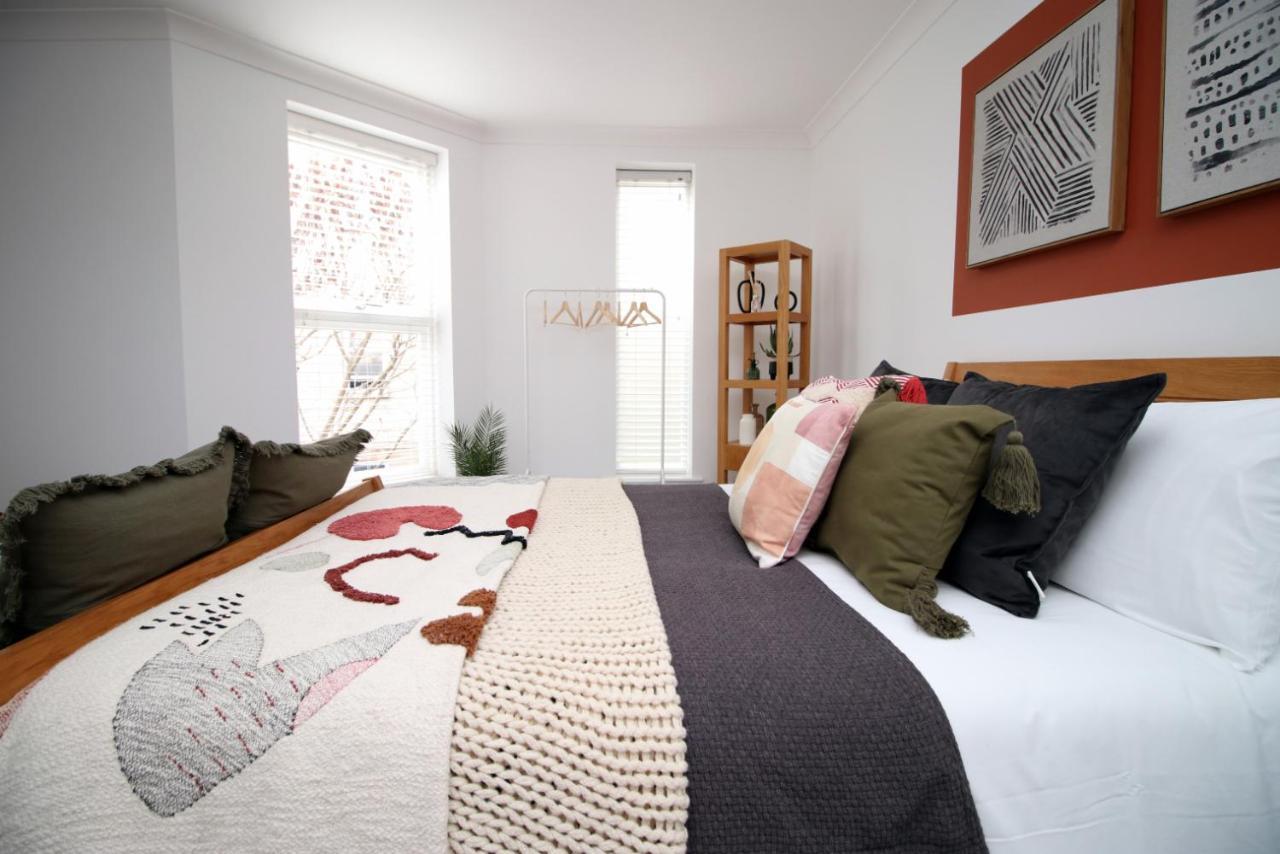 Townhouse Retreat: Luxury With Garden Holiday home