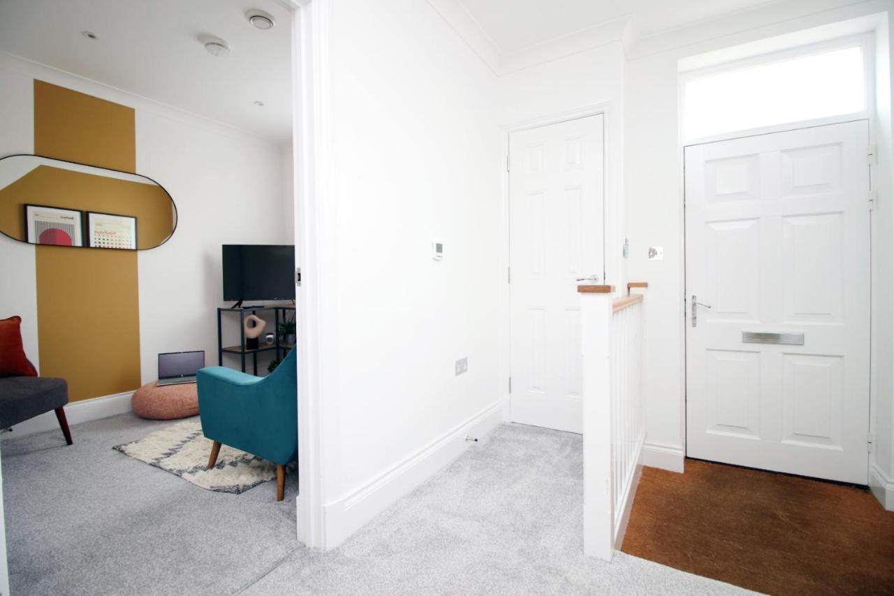 Townhouse Retreat: Luxury With Garden Holiday home
