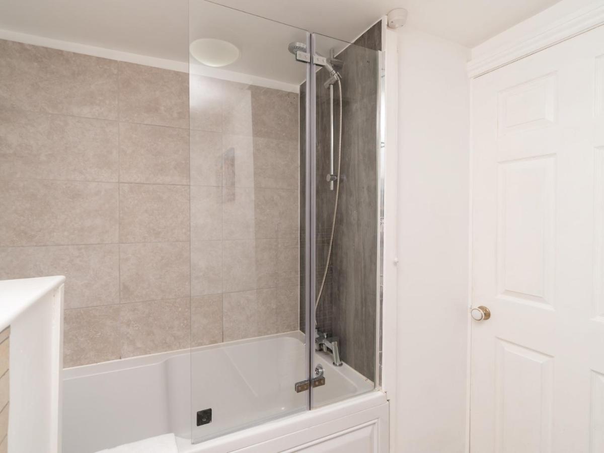 Pass The Keys Lovely 1 Bed With Free Parking Apartment
