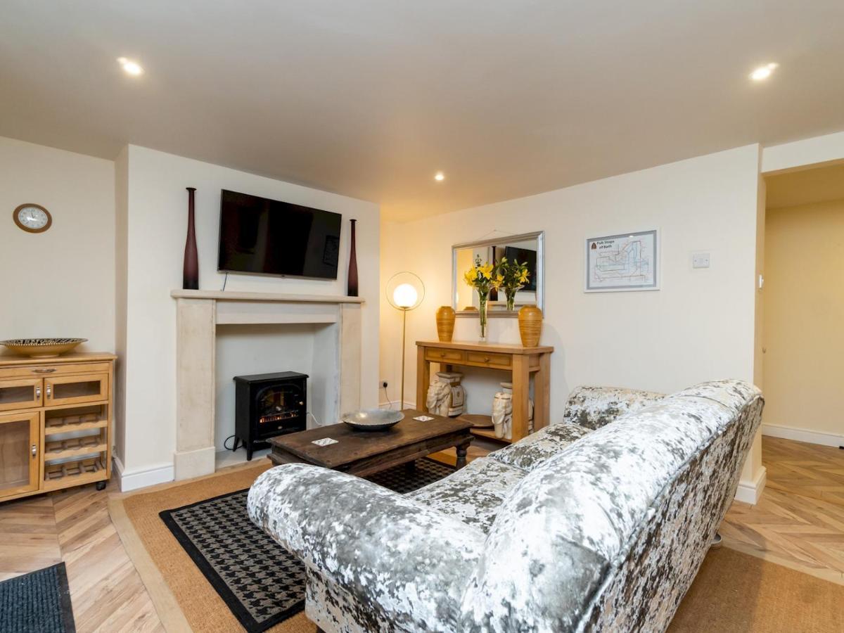 Apartment Pass The Keys Lovely 1 Bed With Free Parking Bath