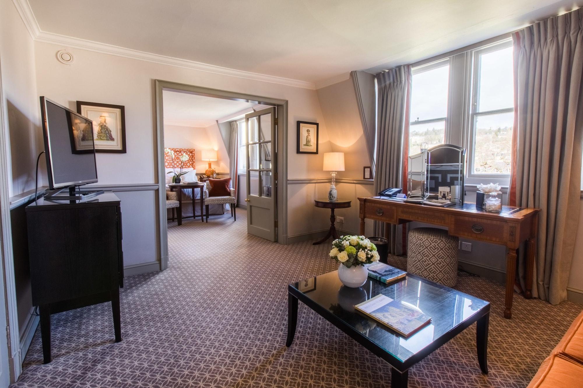 The Royal Crescent & 5*