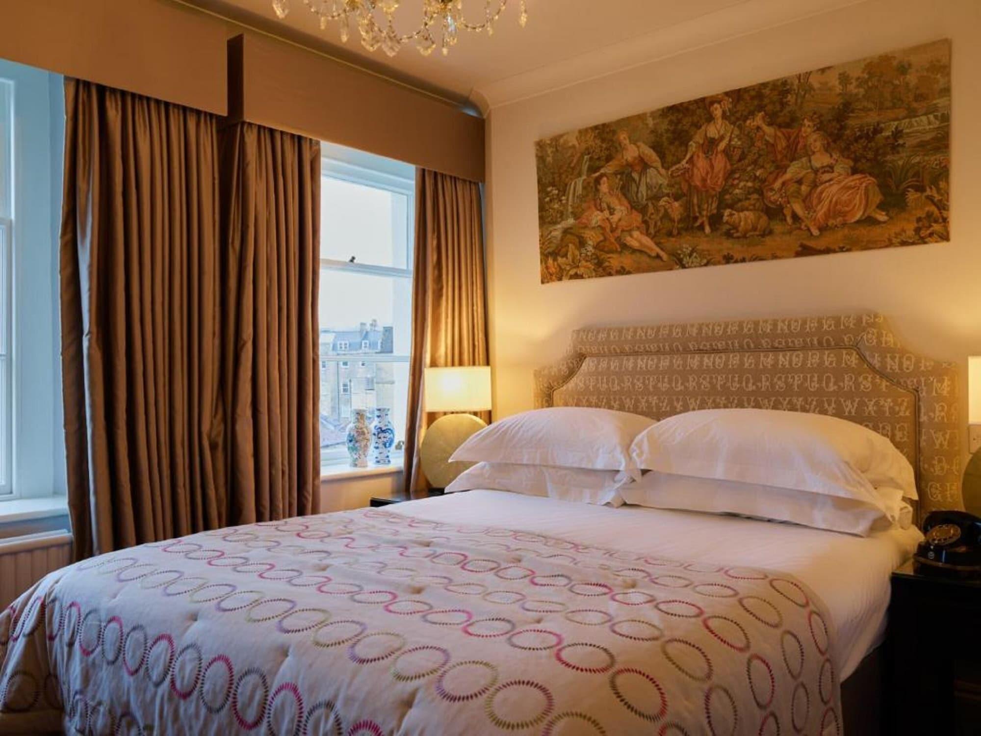 The Bird, 4*