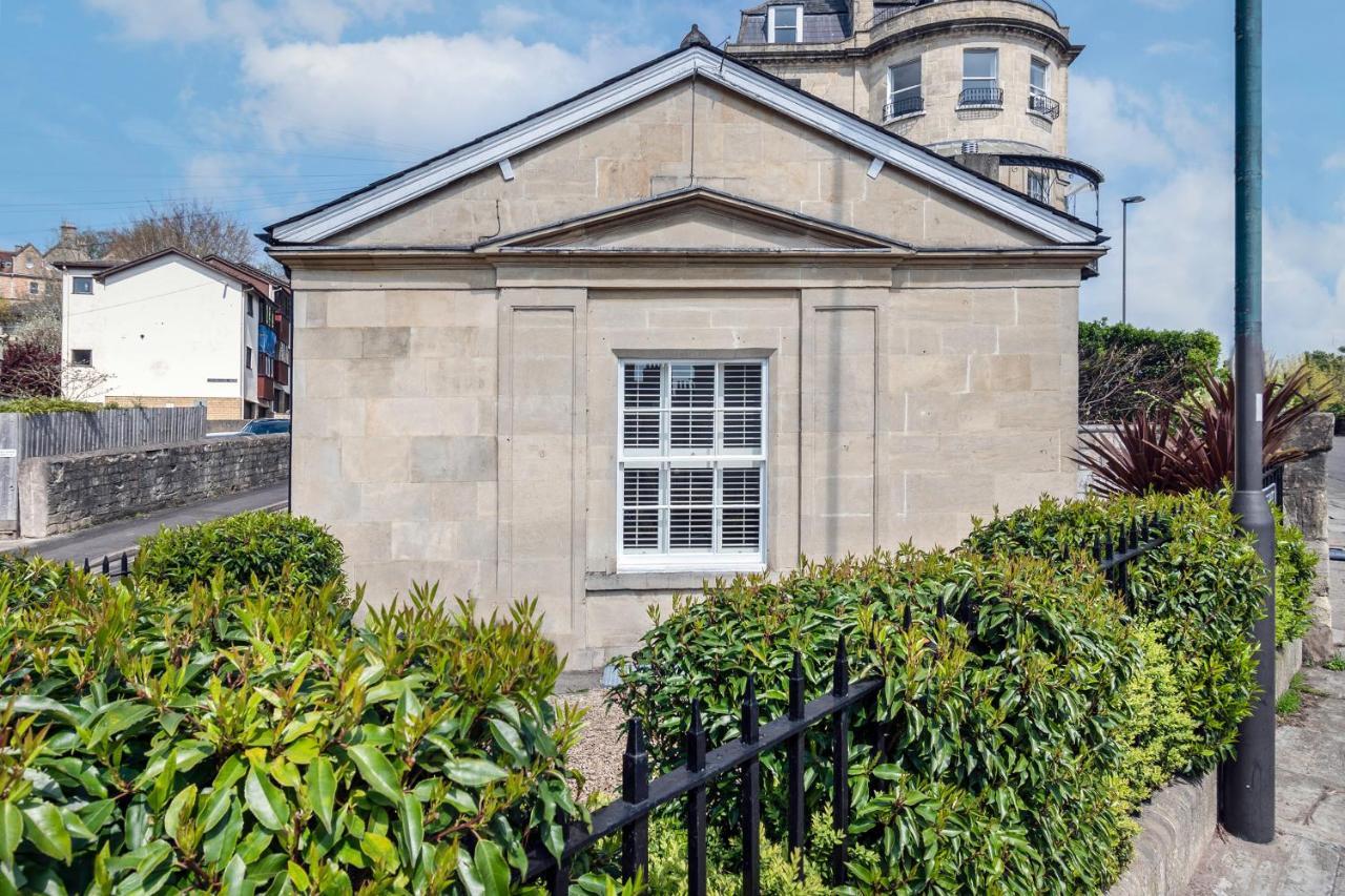 Circle Camden House