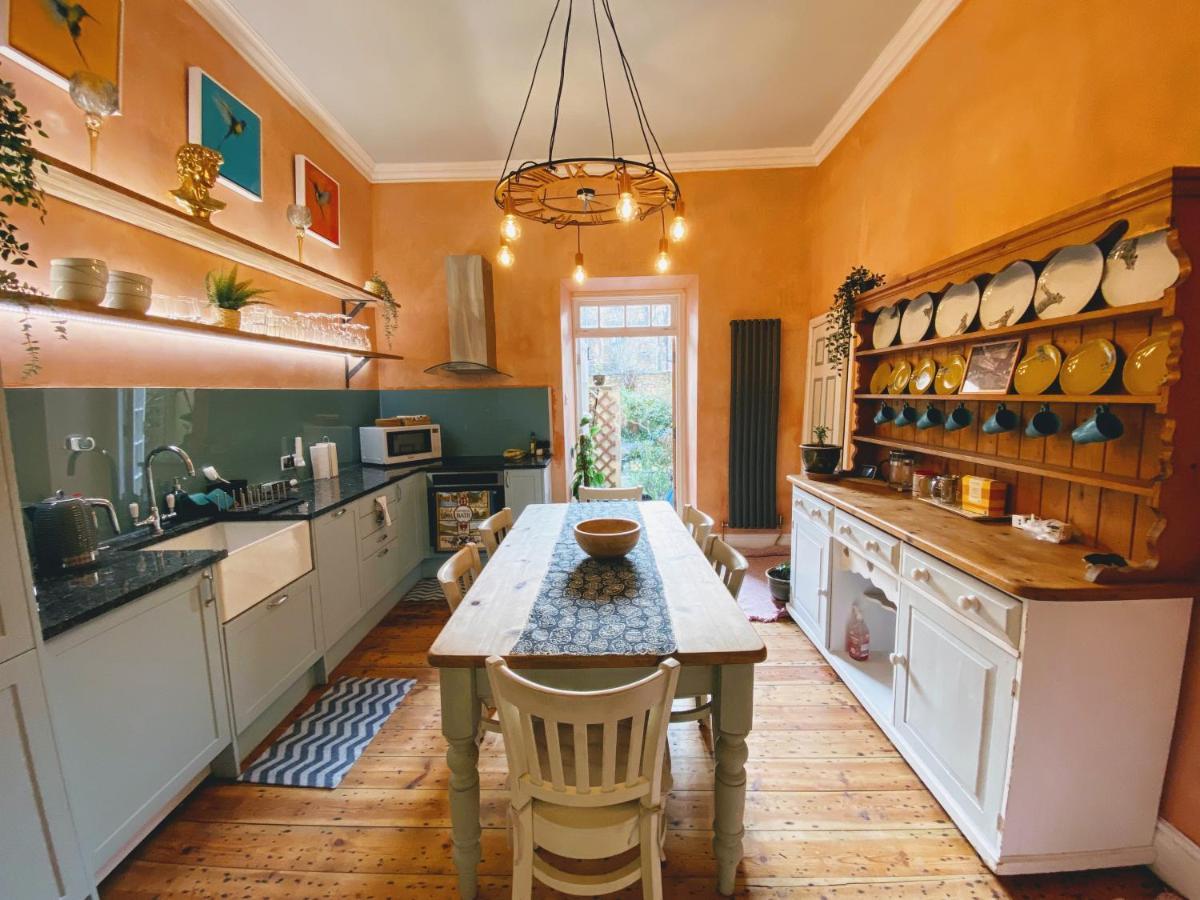 Apartment The Pickwick House 2 Bedroom Free Parking Bath