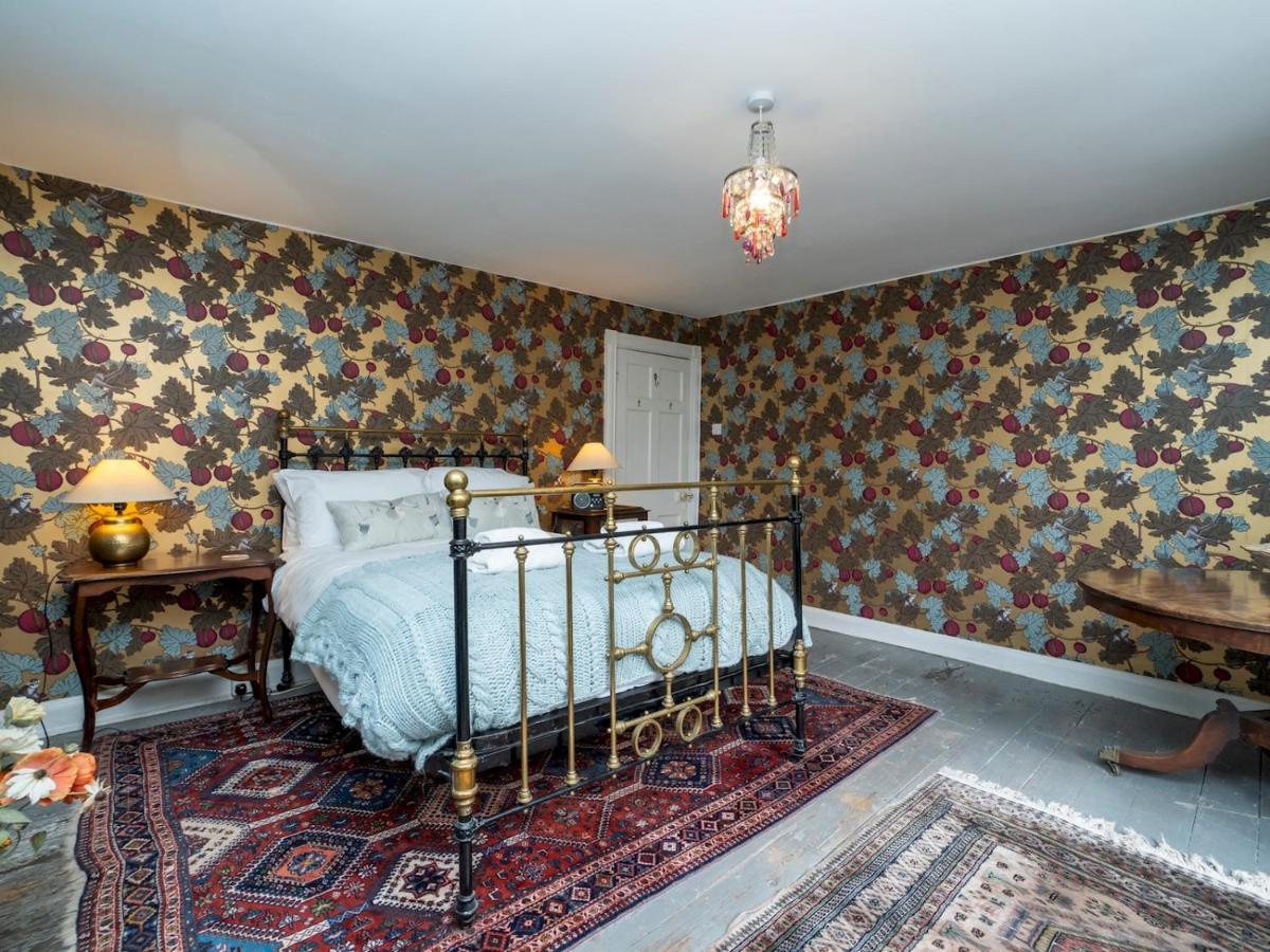 Holiday home Pass The Keys Charming 3 Bed Townhouse Next To Victoria Park *