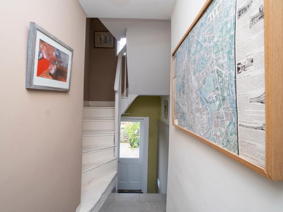 Pass The Keys Charming 3 Bed Townhouse Next To Victoria Park Holiday home