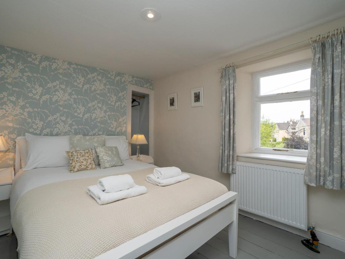 Pass The Keys Charming 3 Bed Townhouse Next To Victoria Park Bath