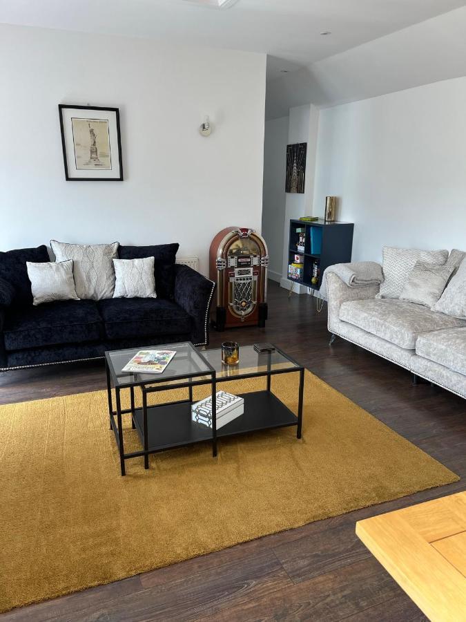 No.1 Bloom Apartments,