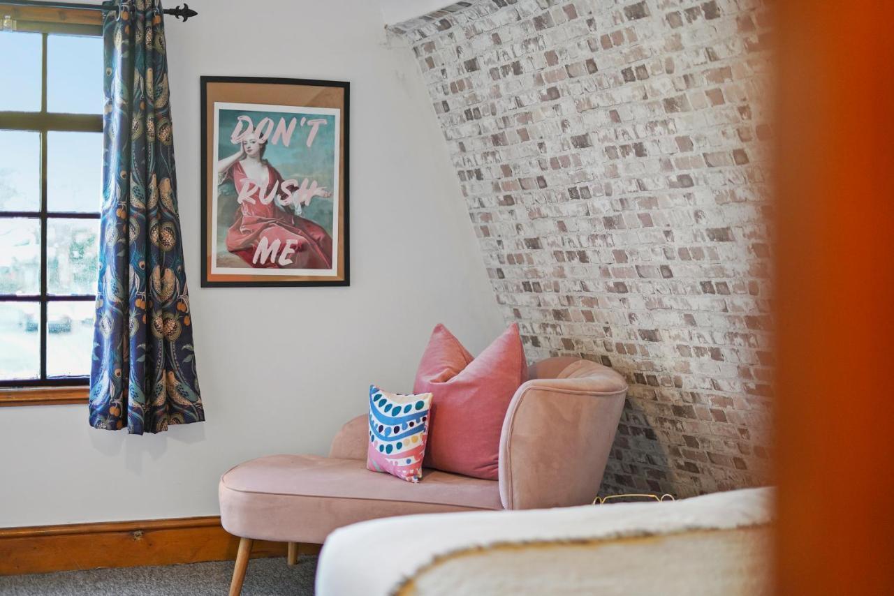 Stylish Duplex In * Bath