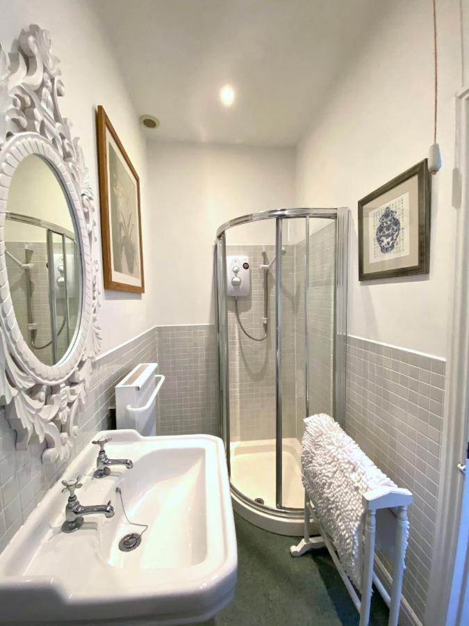 Elegant Georgian In Bath's Iconic Centre Apartment Bath