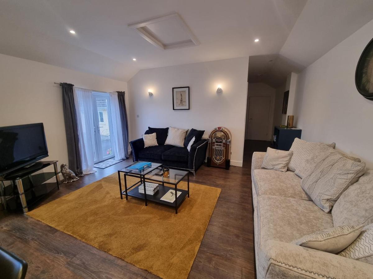 No.1 Bloom Apartments,