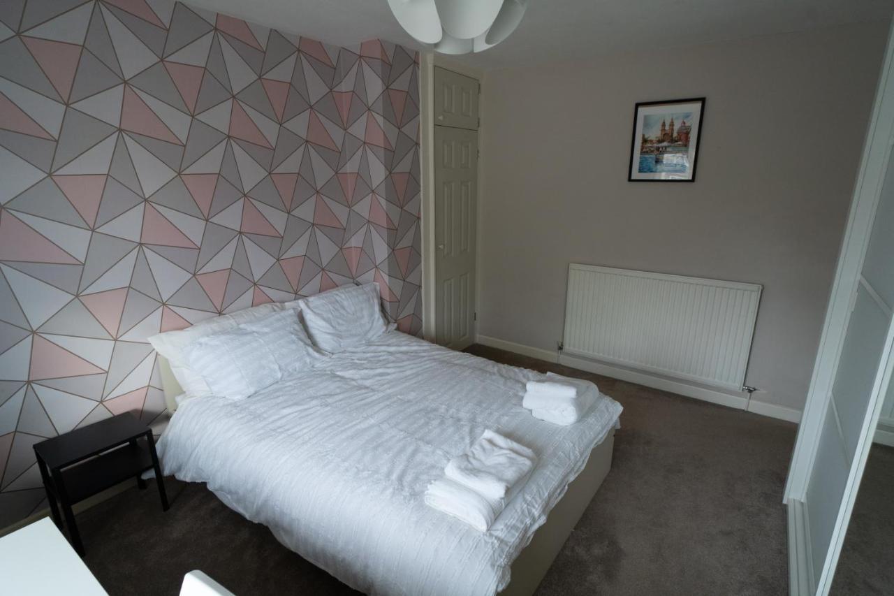 5 Bedroom House In Holiday home Bath