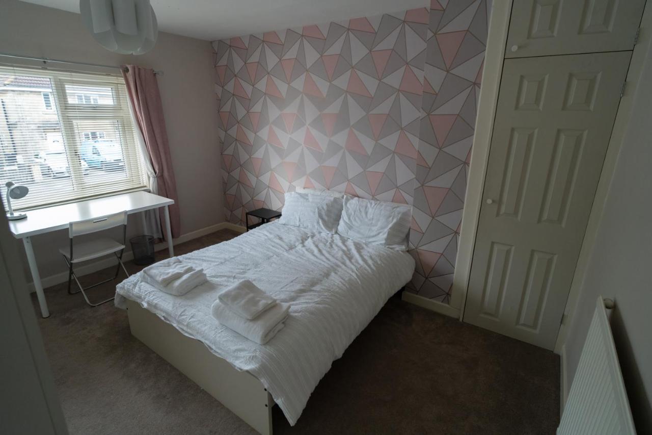 5 Bedroom House In