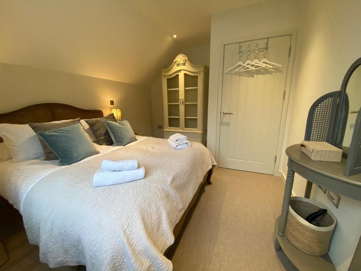 Apartment Walcot Yard With Parking, Keys Bath