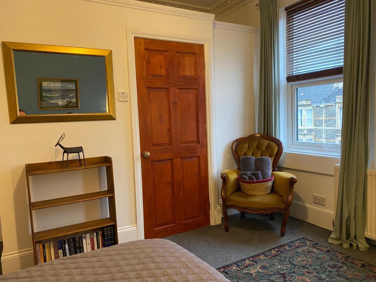 Lynwood House Guest house 4*