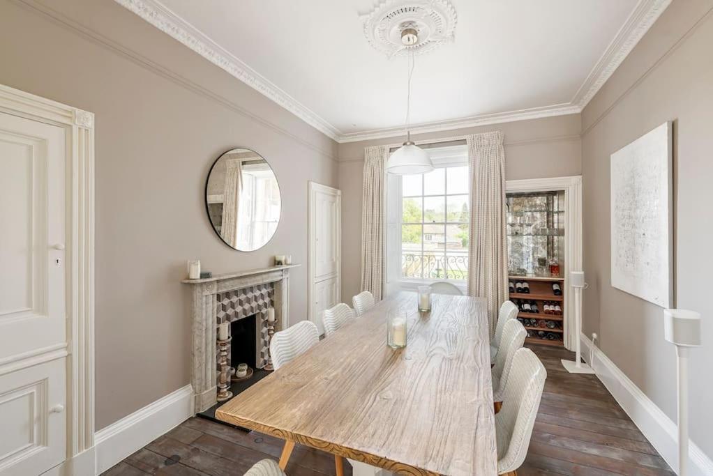 Dunsford House - Elegant Townhouse With Parking * Bath