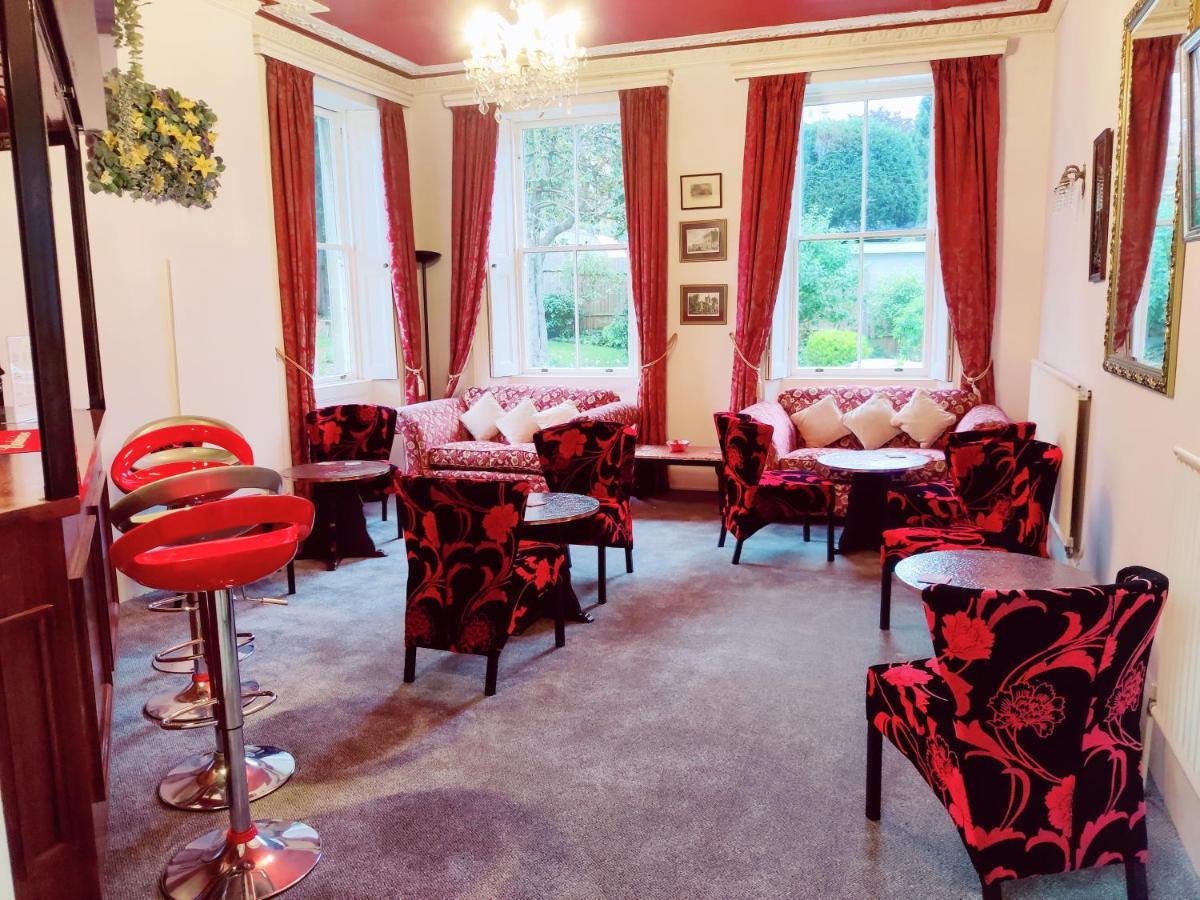 Wentworth House - Free Parking 4*