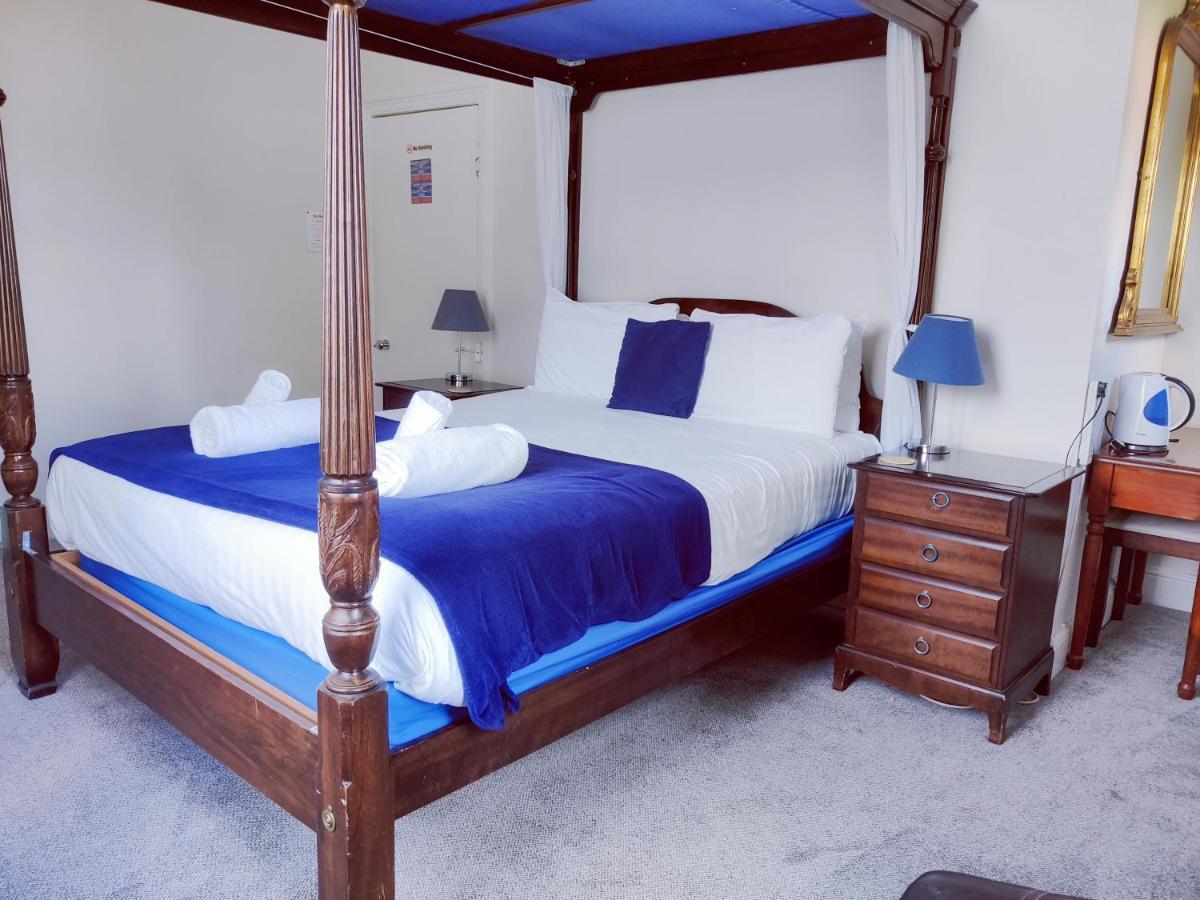 Wentworth House - Free Parking Guest house 4*