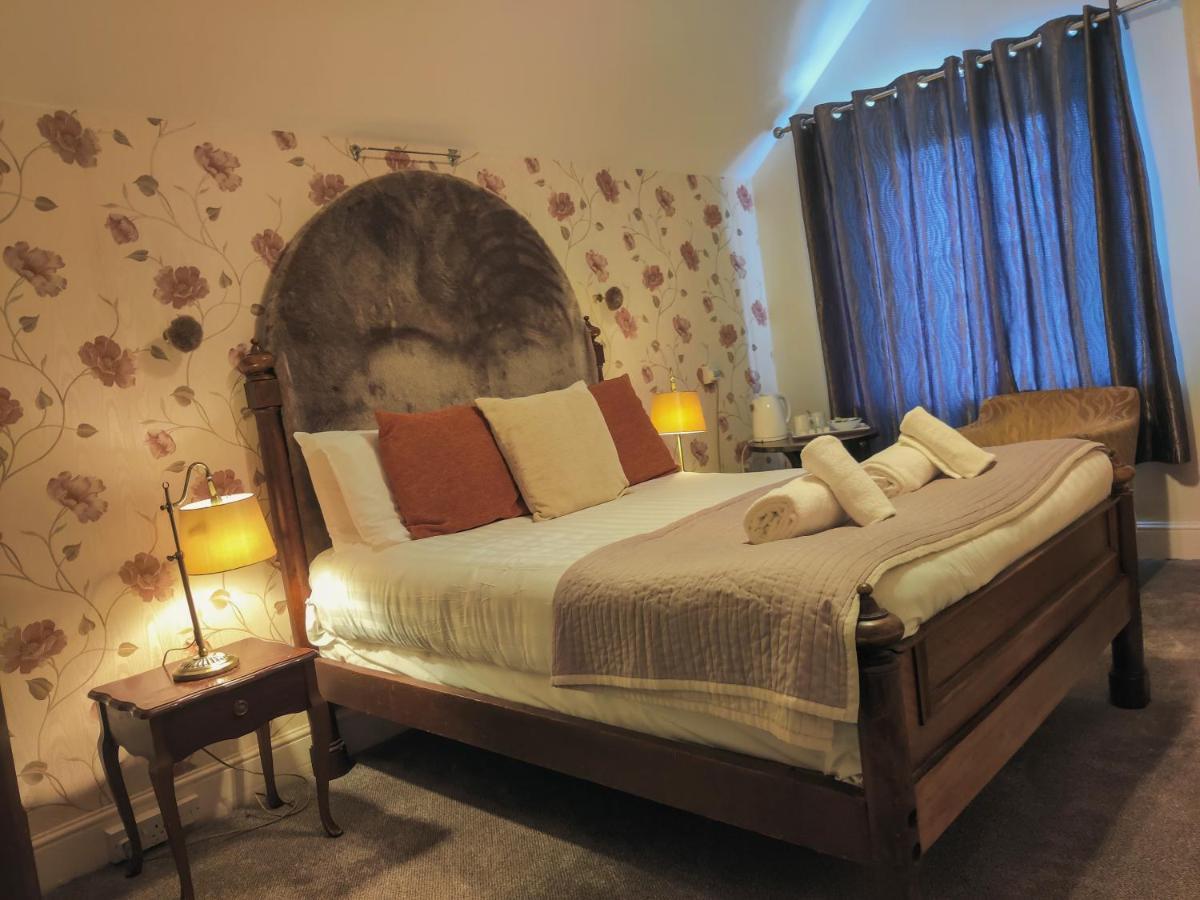 Wentworth House - Free Parking Guest house 4*