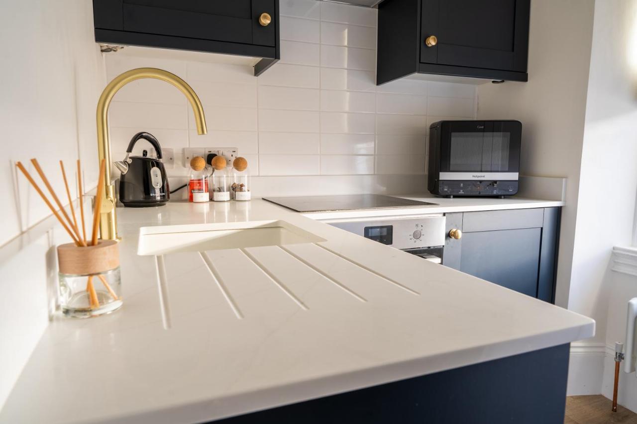 No 2 At Albion Terrace Apartment Bath