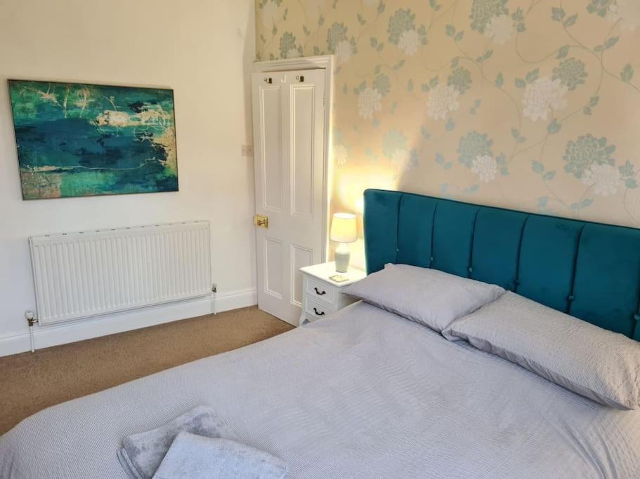 Central Bath Apartment *