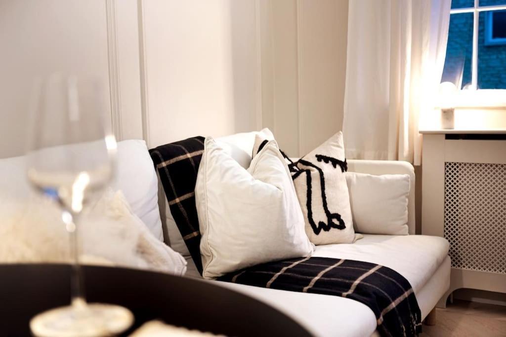 Apartment Stylish Georgian Flat - Ba1 - Walk To Crescent *