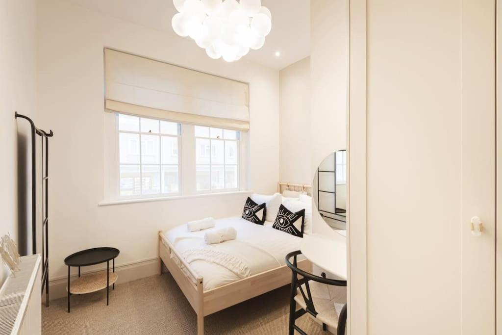 Stylish Georgian Flat - Ba1 - Walk To Crescent *