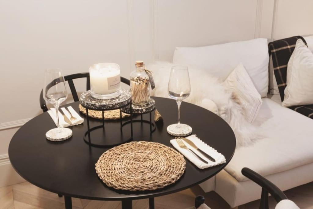 Stylish Georgian Flat - Ba1 - Walk To Crescent