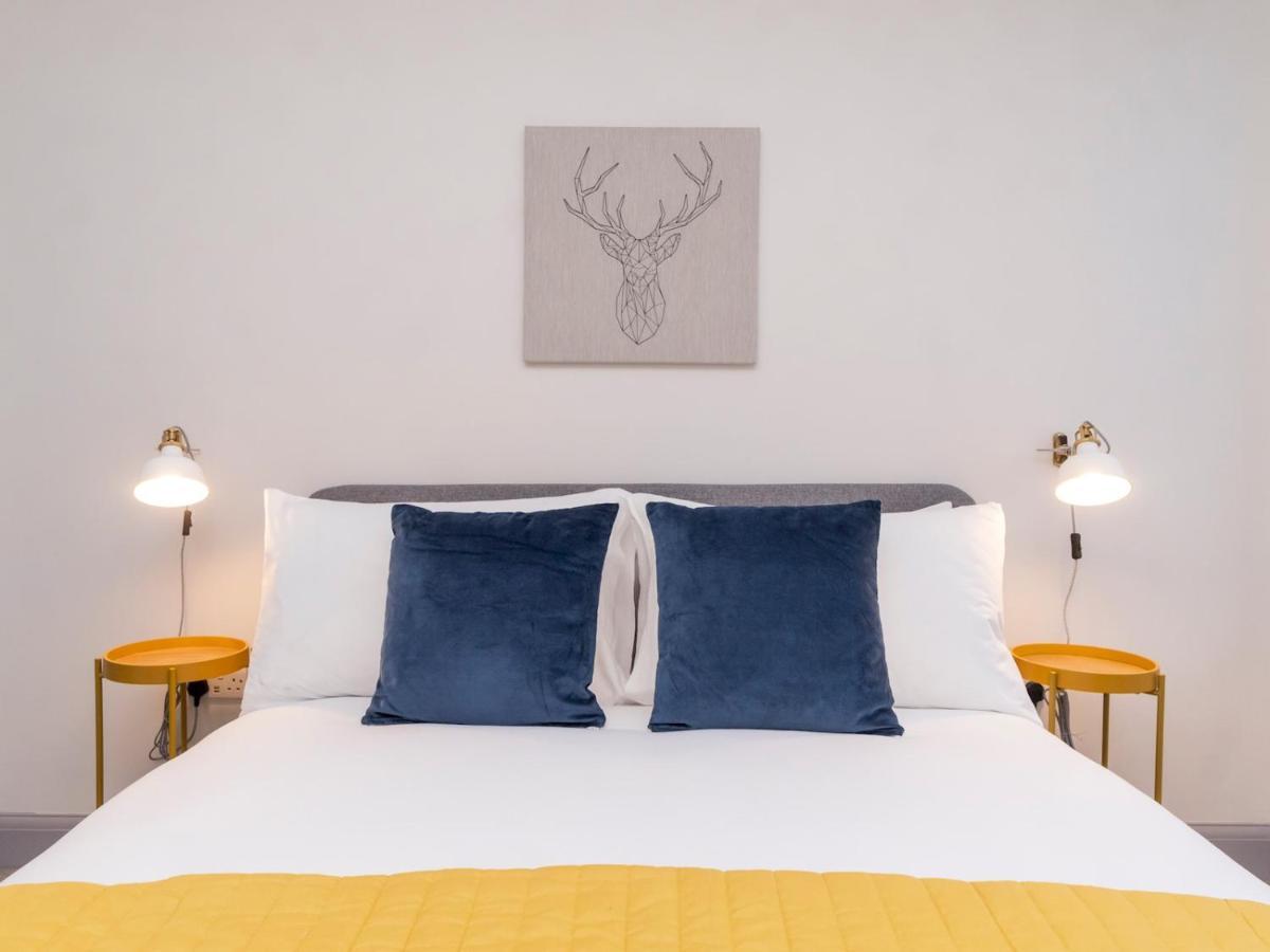 Pass The Keys Stunning 2 Bed Retreat In The Heart Of Apartment Bath