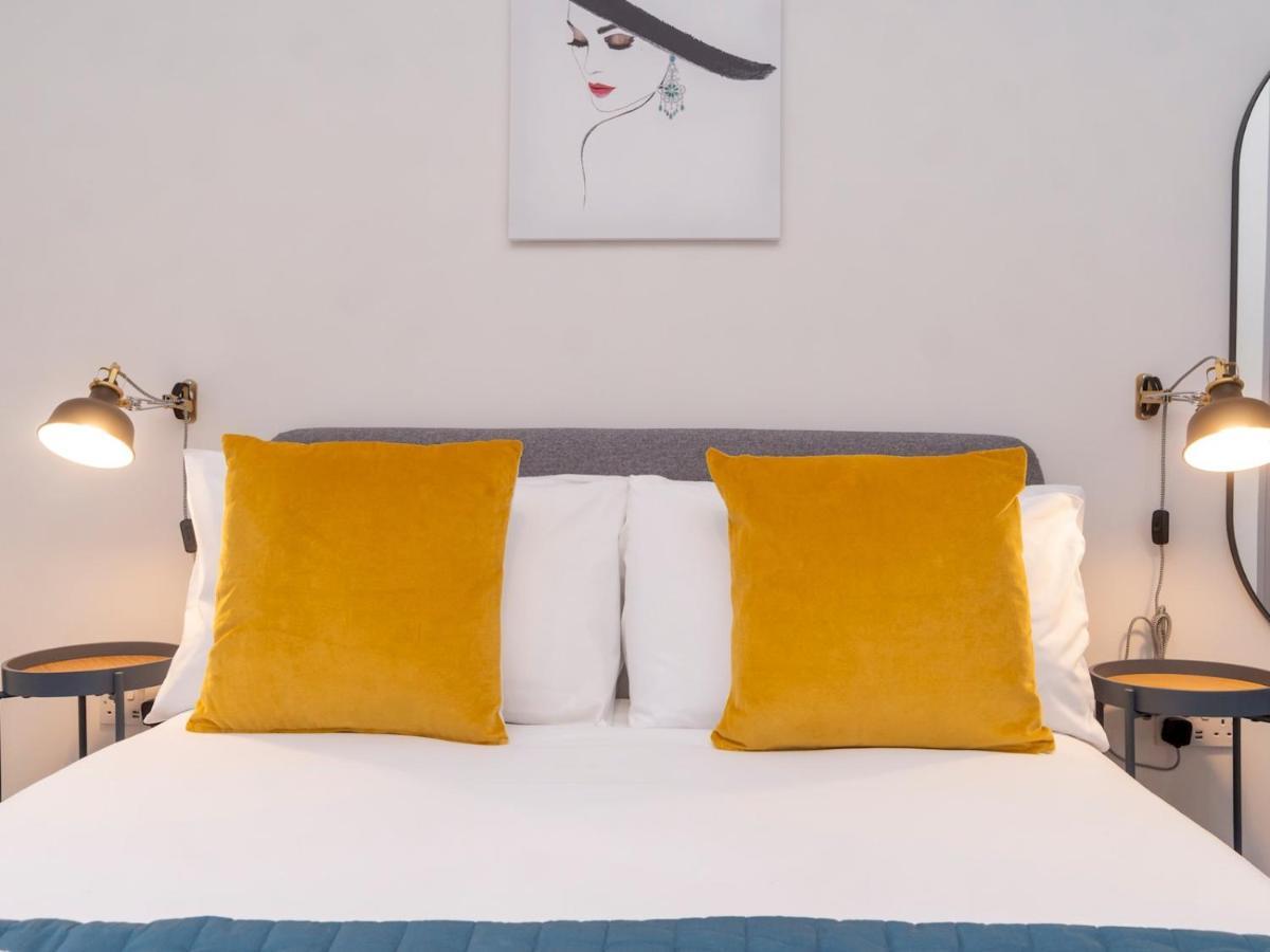 Pass The Keys Stunning 2 Bed Retreat In The Heart Of Bath