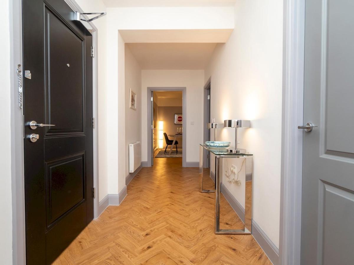 Apartment Pass The Keys Stunning 2 Bed Retreat In The Heart Of