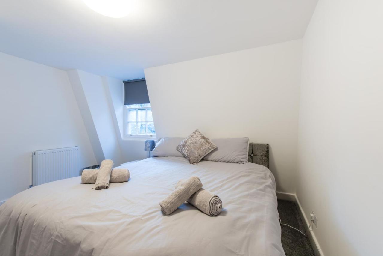 Luxe Maisonette- Parking, 4k Tvs, Leds, Local Snacks And More! Apartment Bath