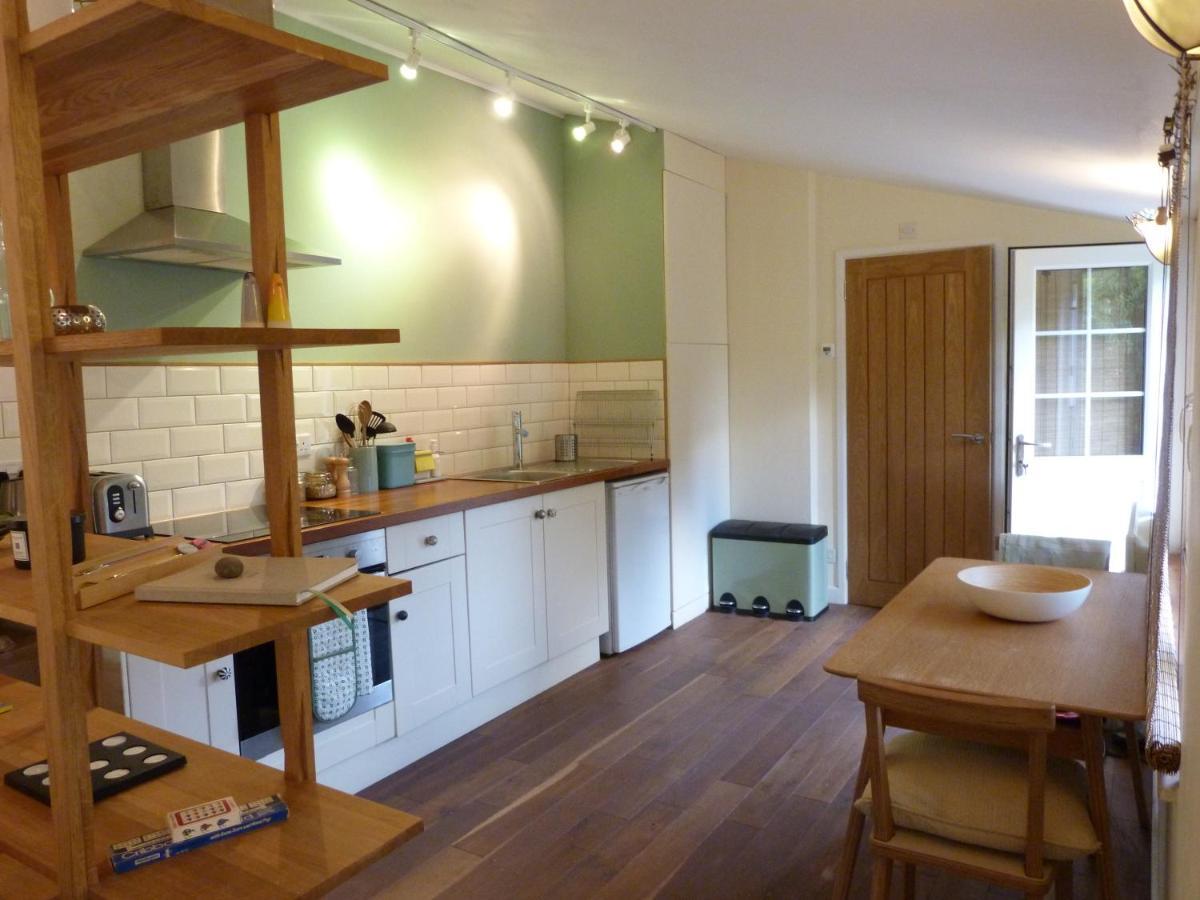 Somerset Lodge, A Secret Hideaway Bath