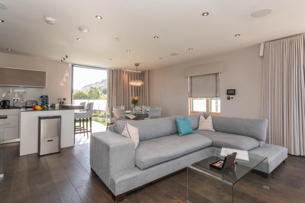 Henge House, Penthouse Apartment *