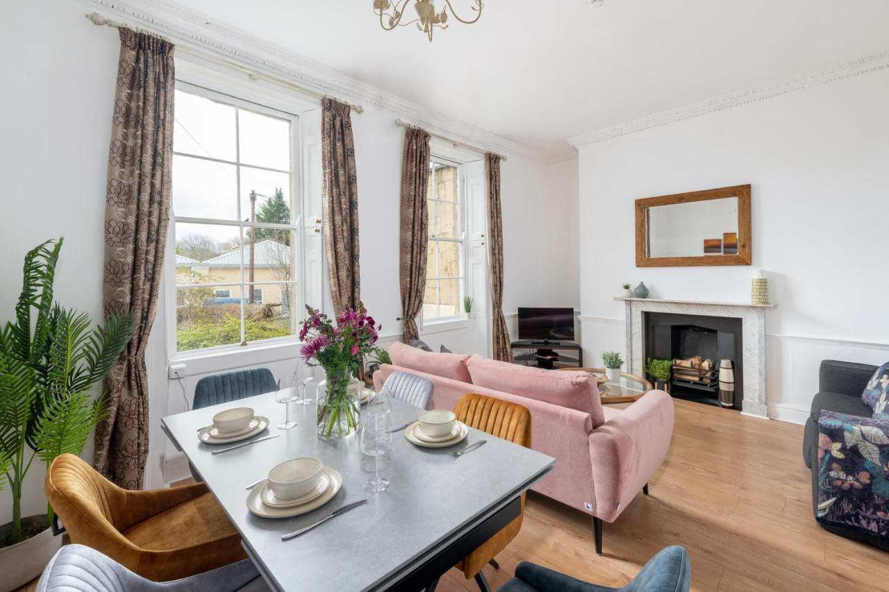 Garden Maisonette In Centre
