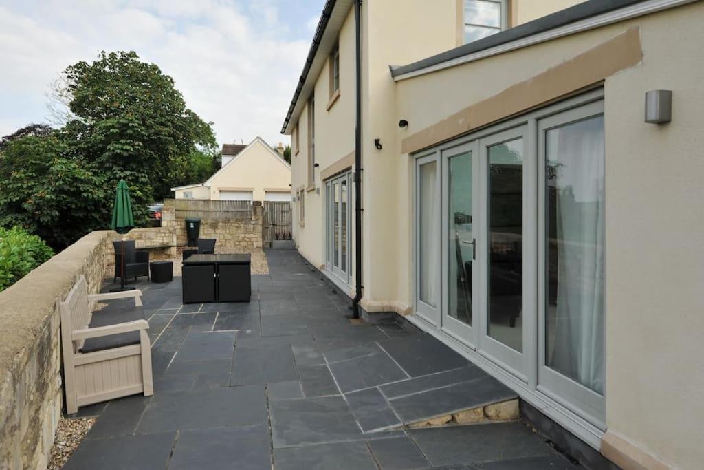 The Gables - Spacious House, Picturesque Views & Free Parking Holiday home *