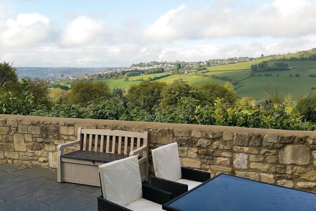 The Gables - Spacious House, Picturesque Views & Free Parking Holiday home Bath