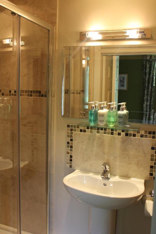 Bloomfield House Guest house 4*
