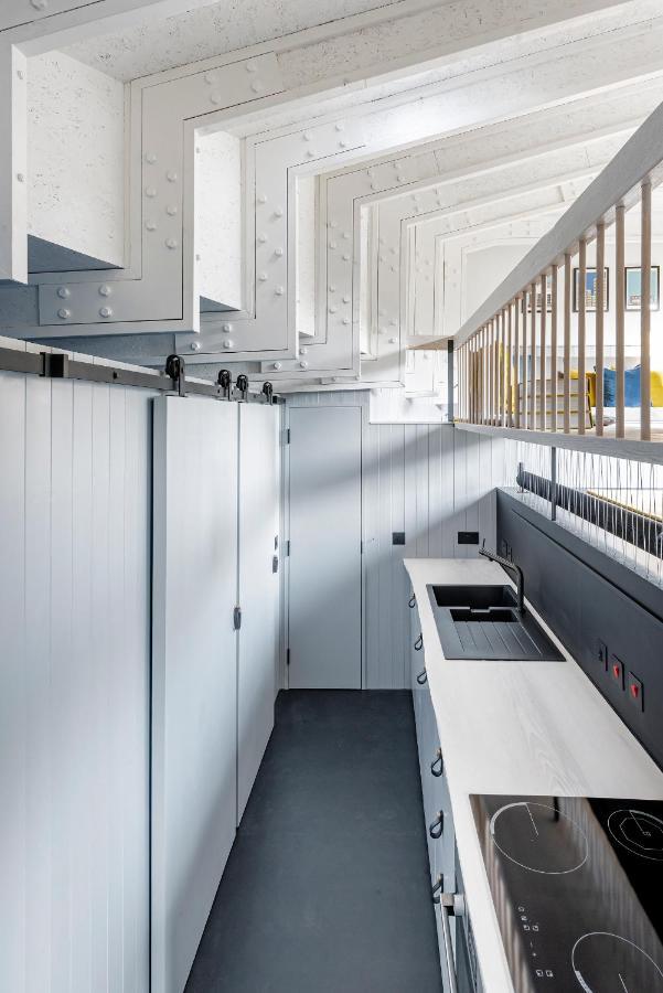 Deep Lock Apartment *