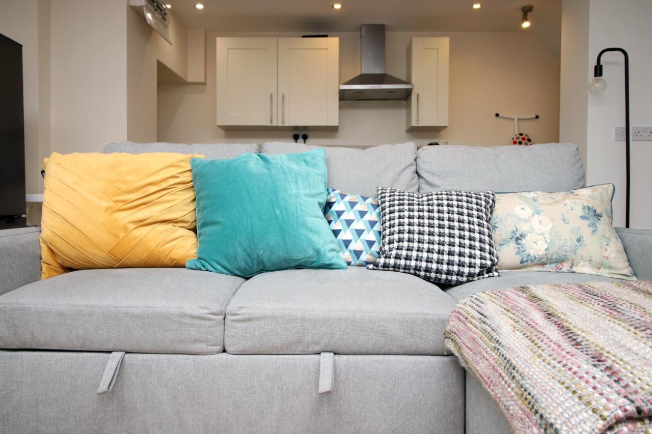 Flat 1 Batheaston By Mia Living Stylish 1 Bedroom With Free Parking Apartment