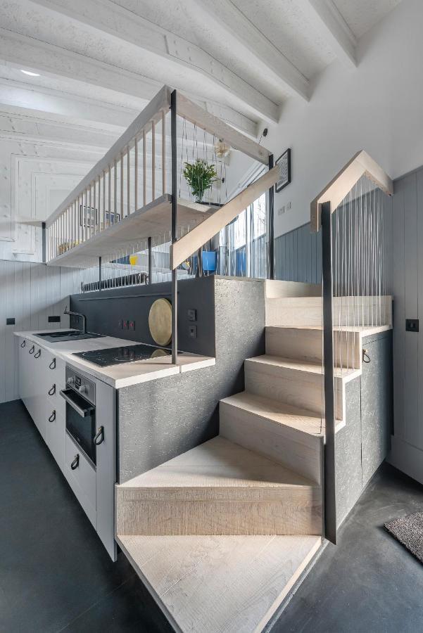 Deep Lock Apartment Bath