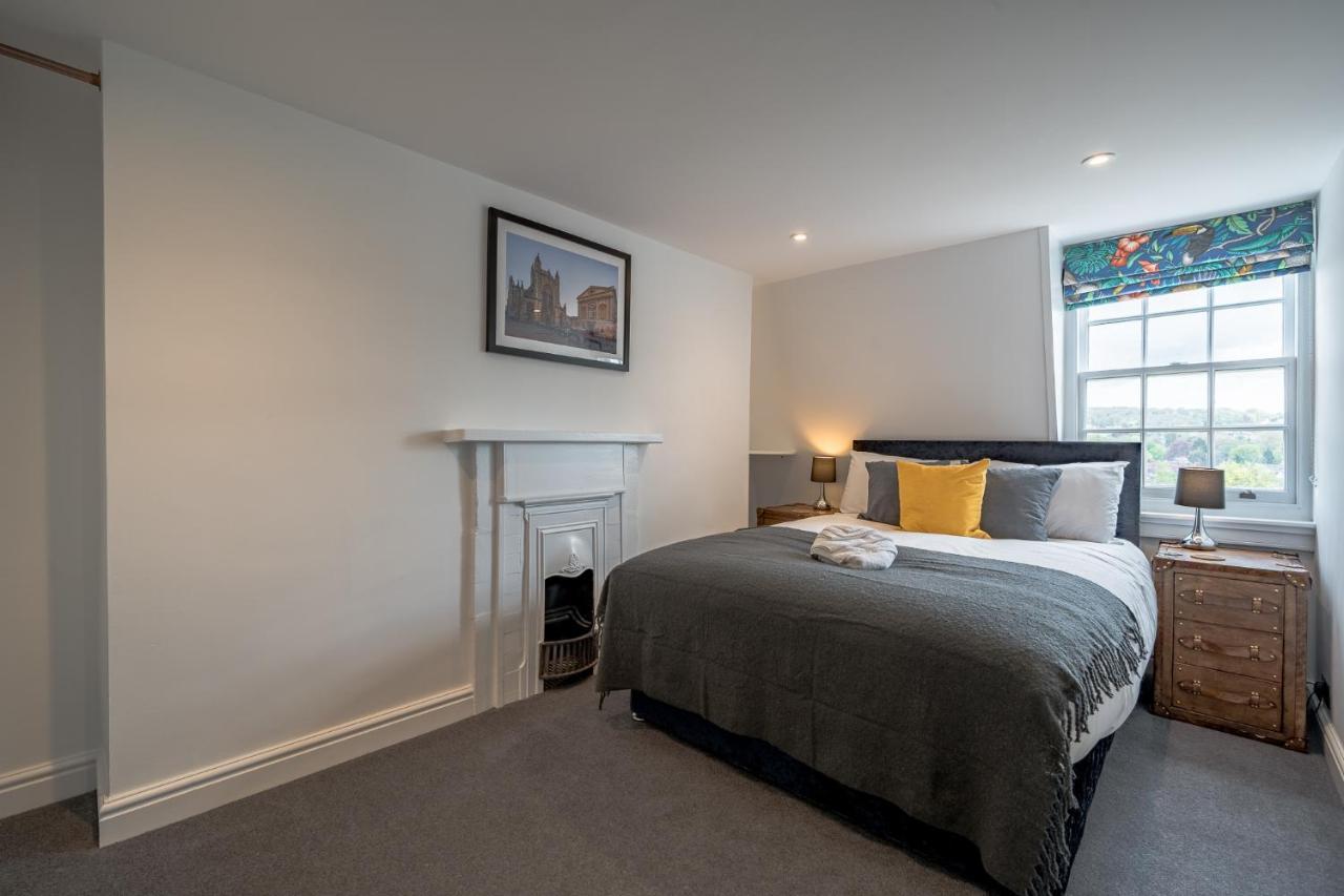 Luxurious Grand 6 Bedroom In - Perfect For Groups & Sleeps 12! Bath