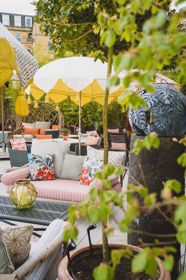 The Bird, Hotel 4*