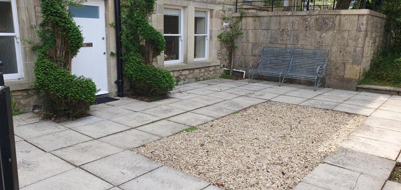 Garden Flat Apartment Bath